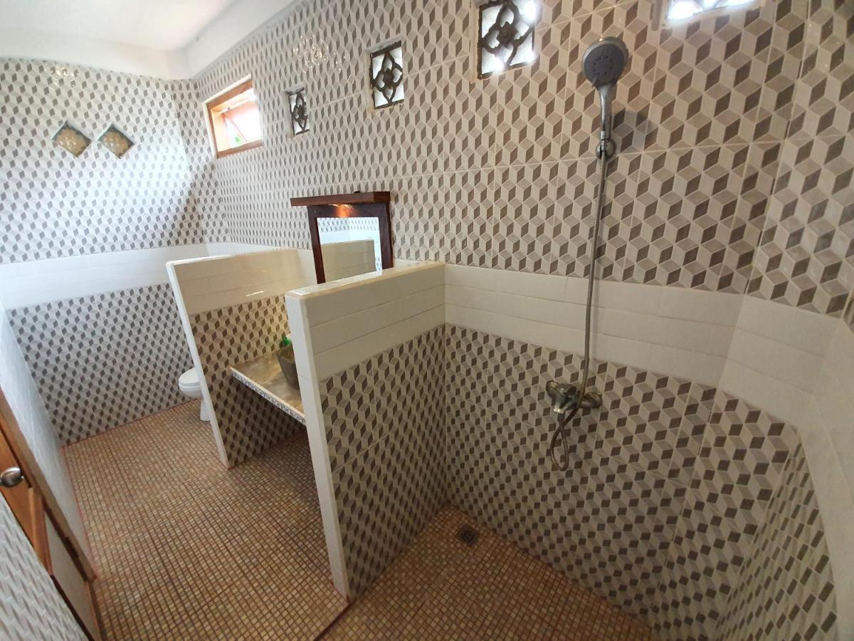Botchan Hostel *
